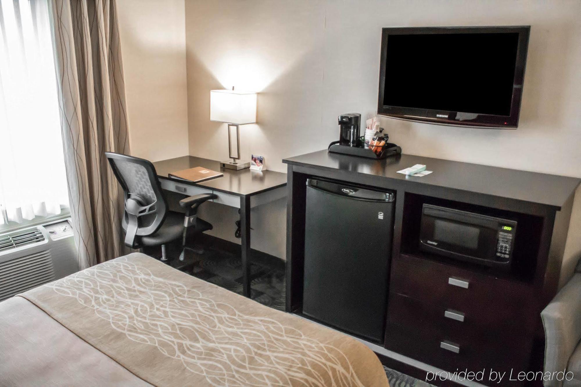 Holiday Inn Express & Suites - Albany Airport - Wolf Road By Ihg Kültér fotó